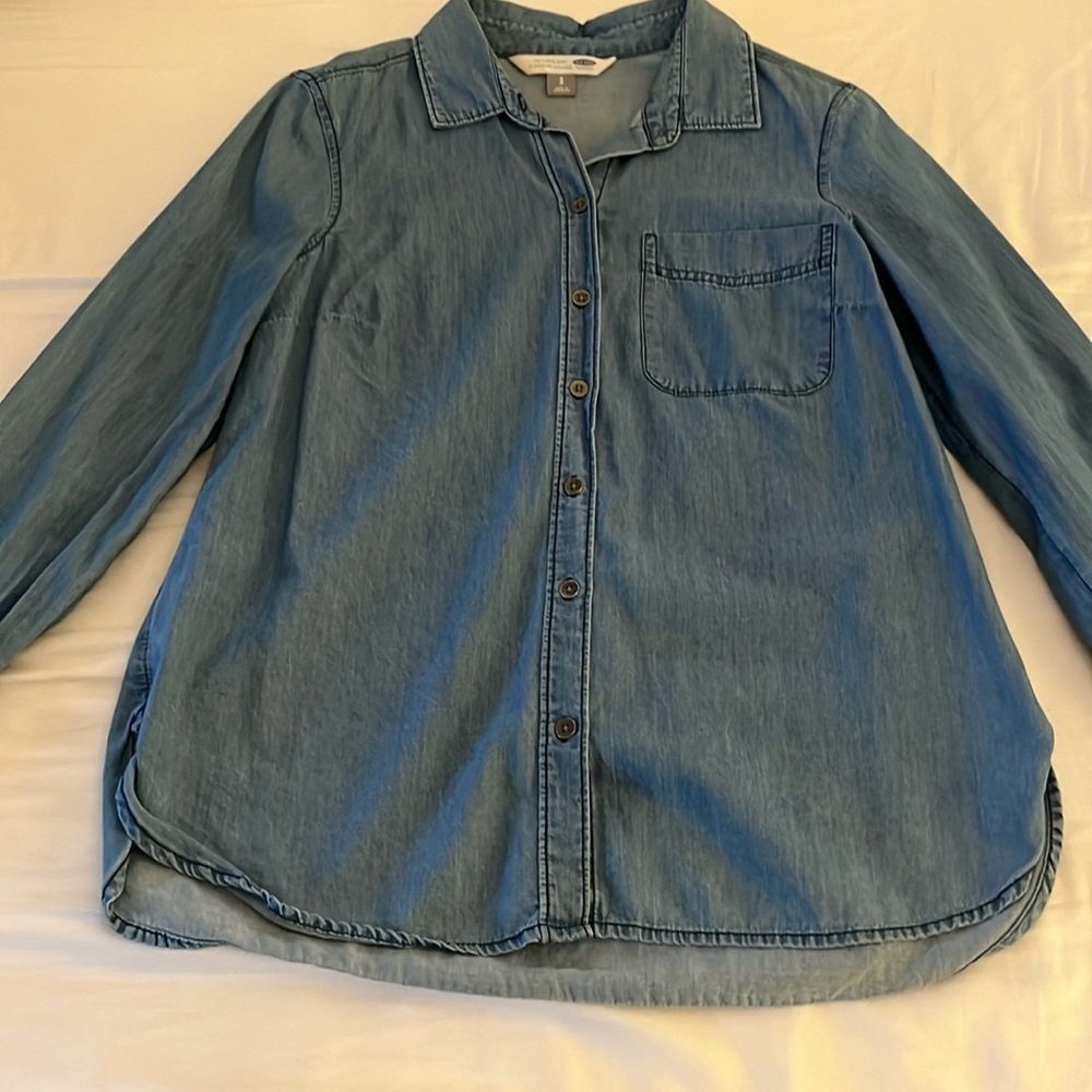 Small Denim Collar Button Up Shirt